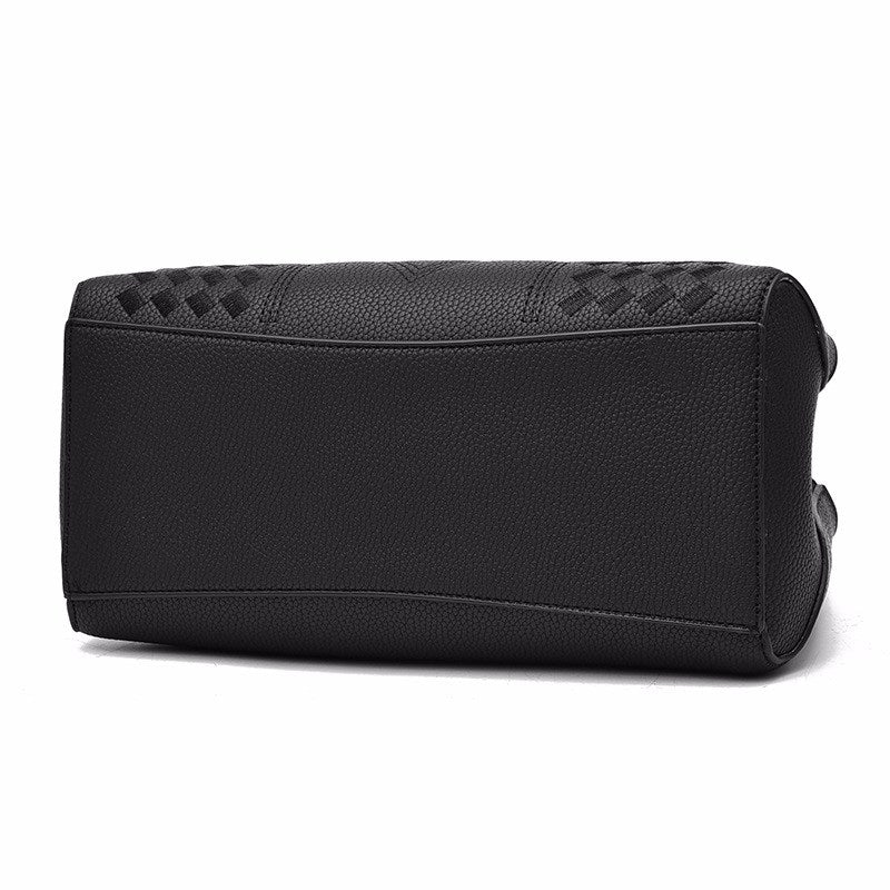 👜Turn Heads Everywhere ✨ The Must-Have Modern Crossbody Bag for Daily Use