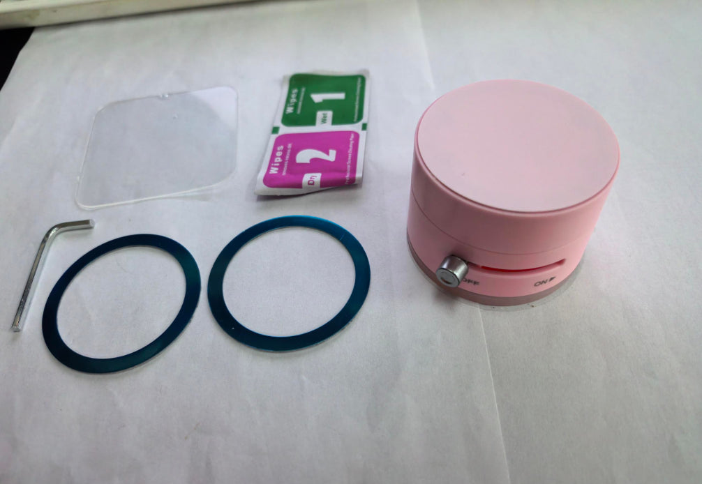 Vacuum Suction Car Phone Holder – Adjustable & Foldable Design